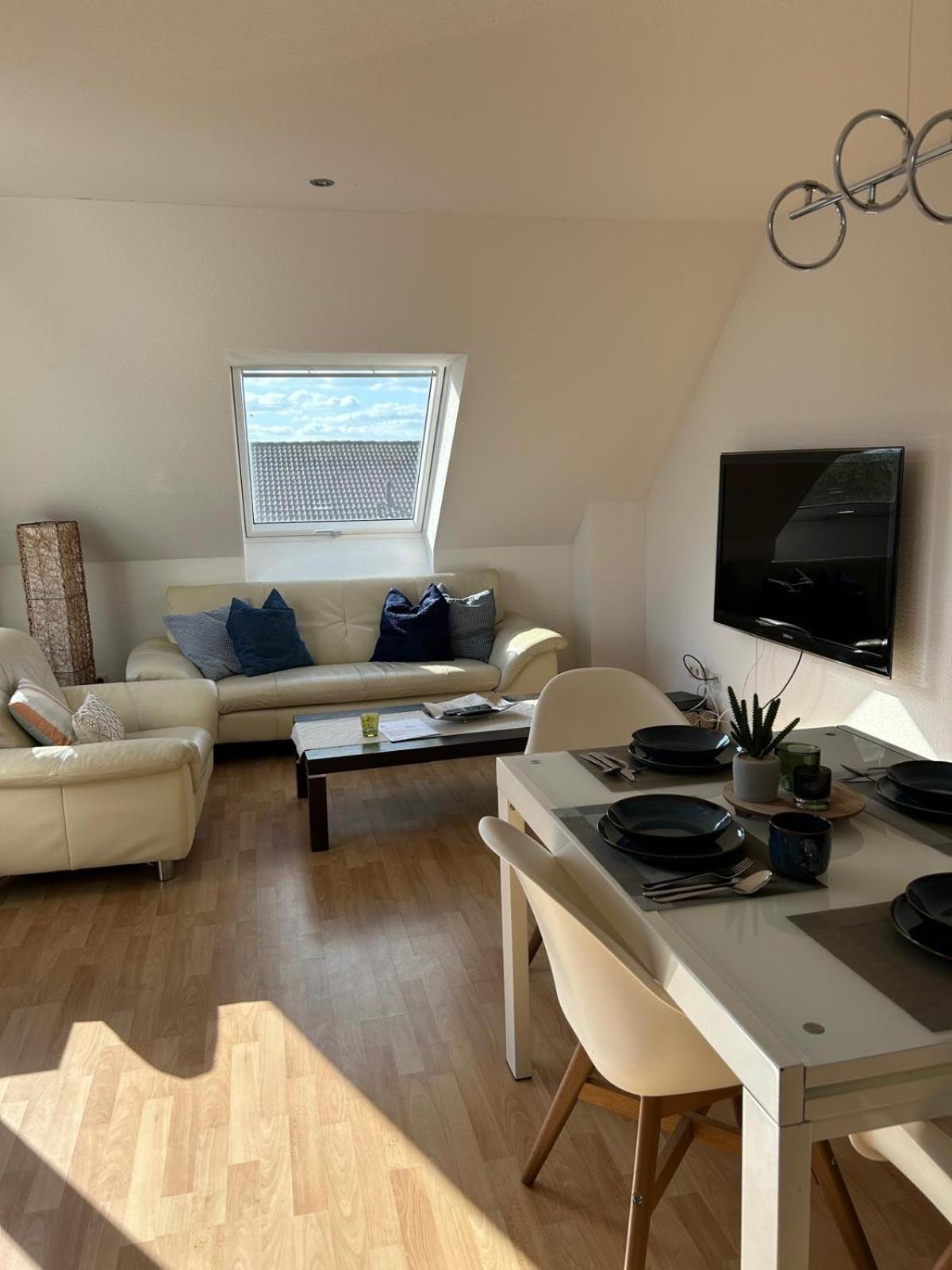 Moderne 3 Zimmer Wohnung In Heiligenhaus Esterno foto